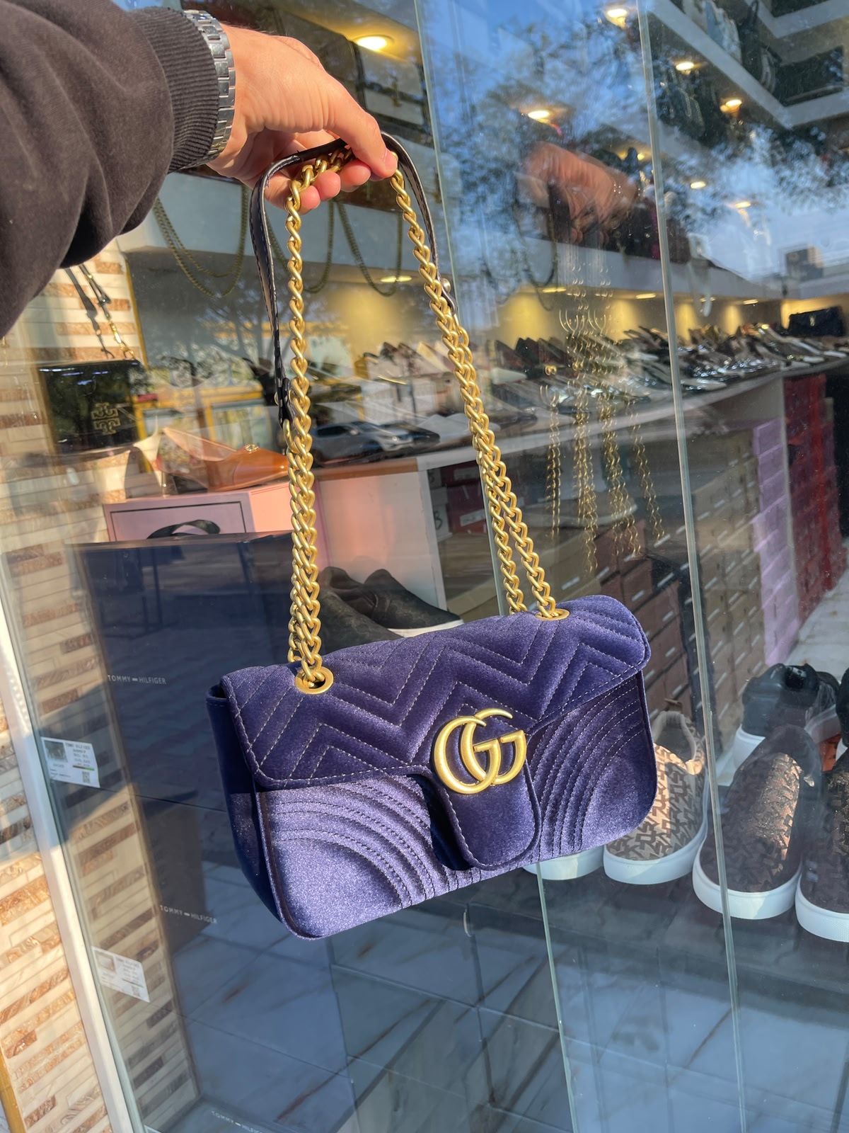 Gucci Purple Velvet Marmont Shoulder Bag With Gold Chain