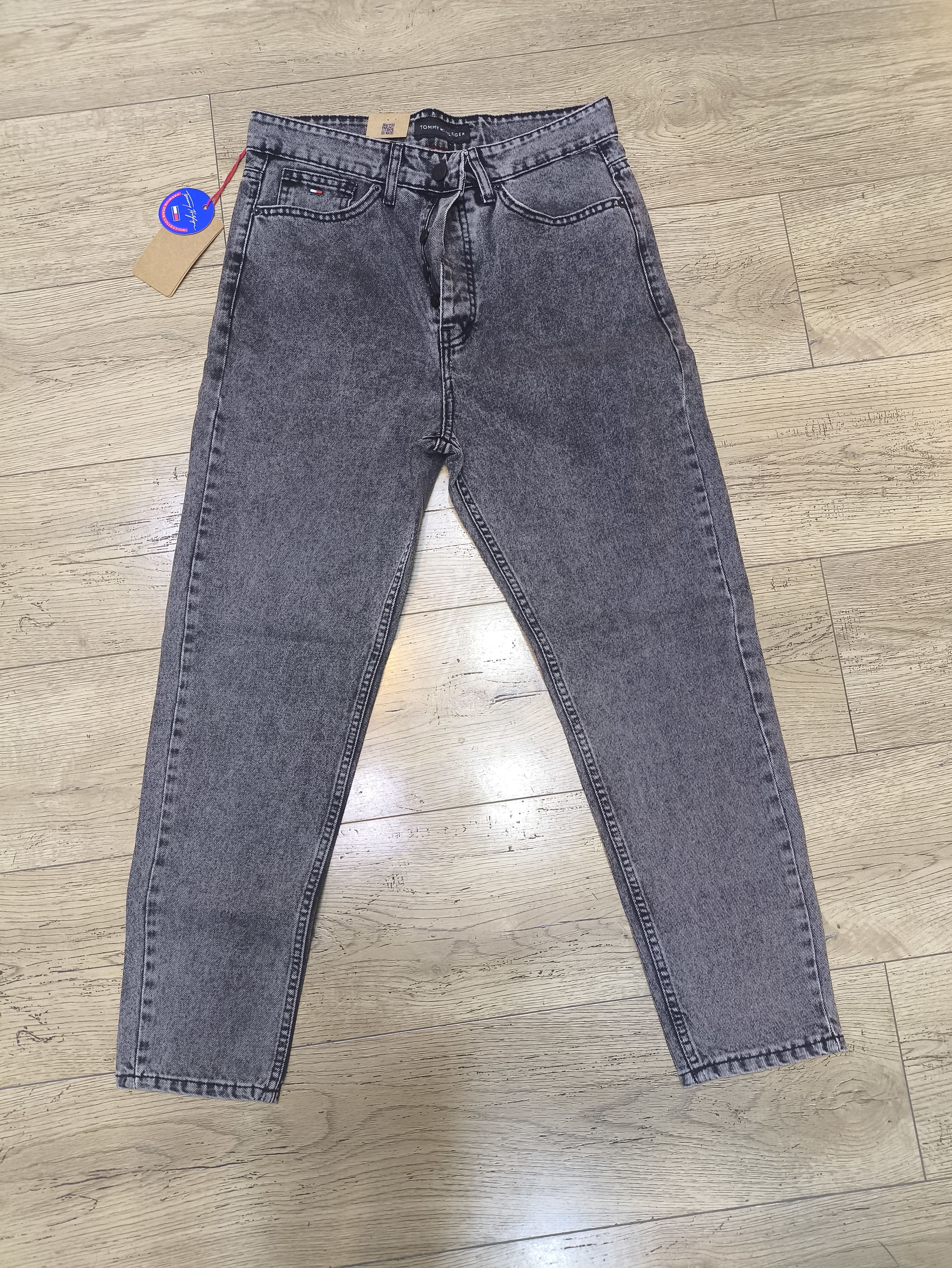 Tommy Hilfiger Grey Wash Slim Fit Denim Jeans Men