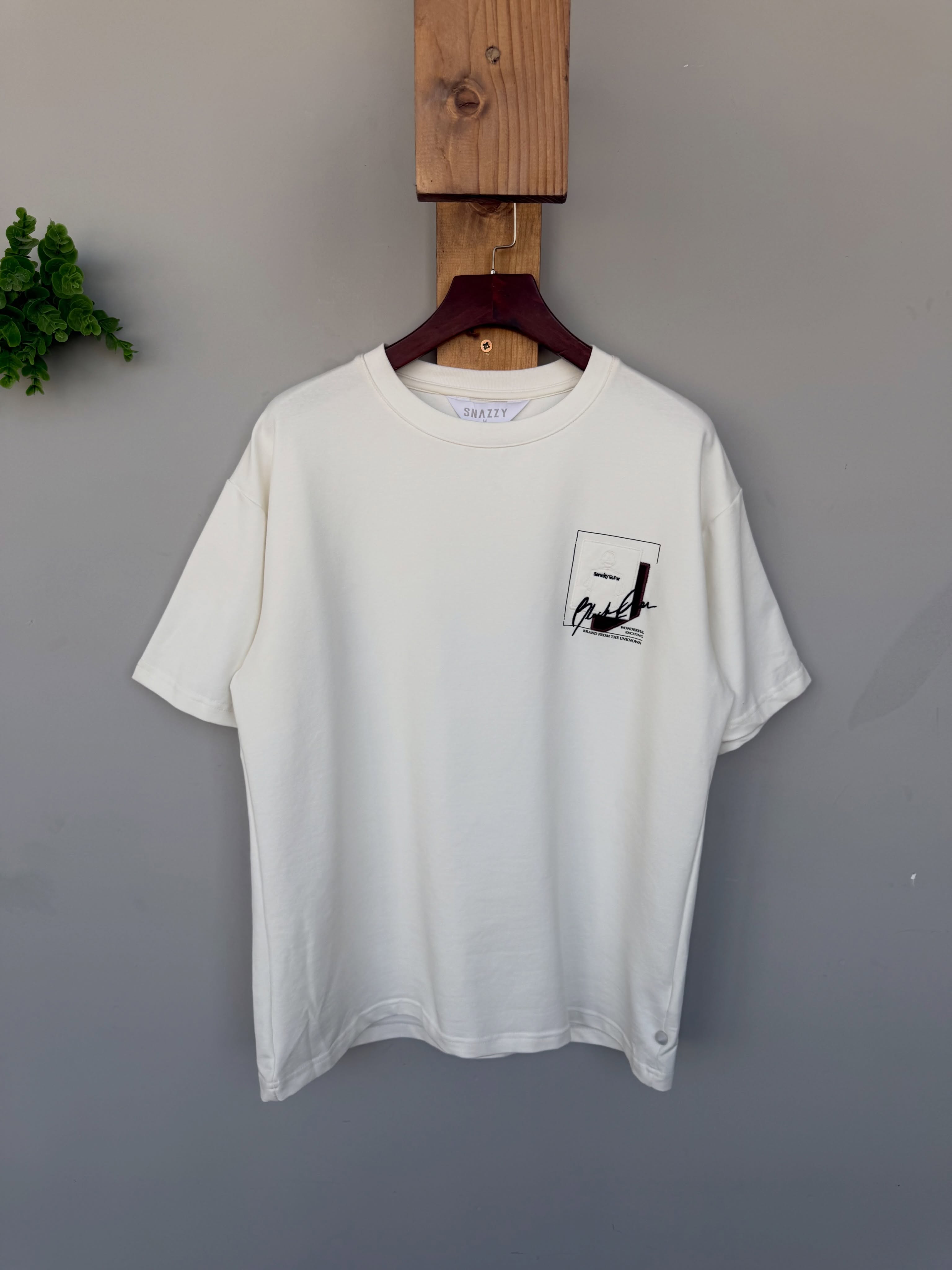 Oversized SNAZZY Box Logo Tee, White, Sizes S-XXL
