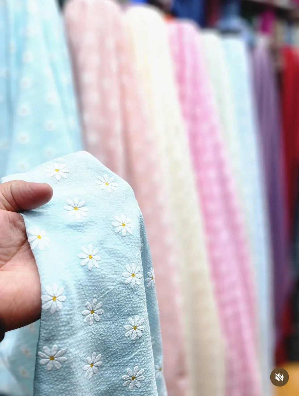 Linen fabric for kid clothes - Light Blue Daisy Print